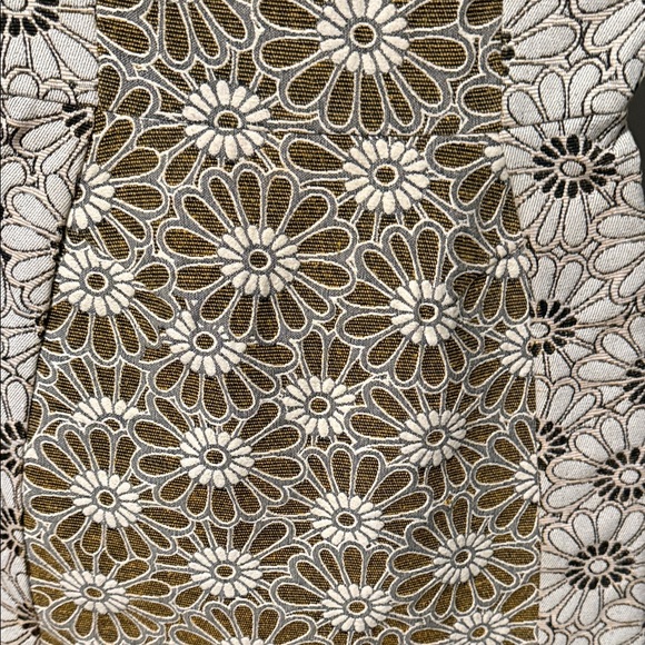 Topshop Floral Patterned Dress in Olive and Cream - Picture 4 of 7